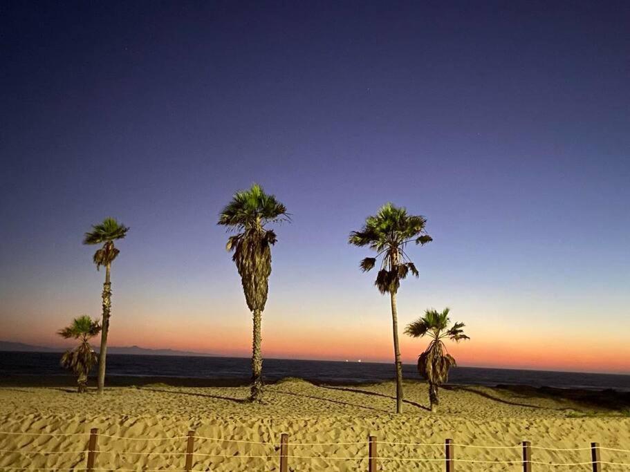 Gateway To Oxnard Beach Екстер'єр фото